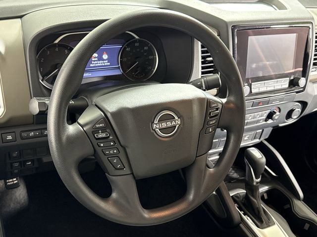 Used 2022 Nissan Frontier SV w/ Technology Package image 18