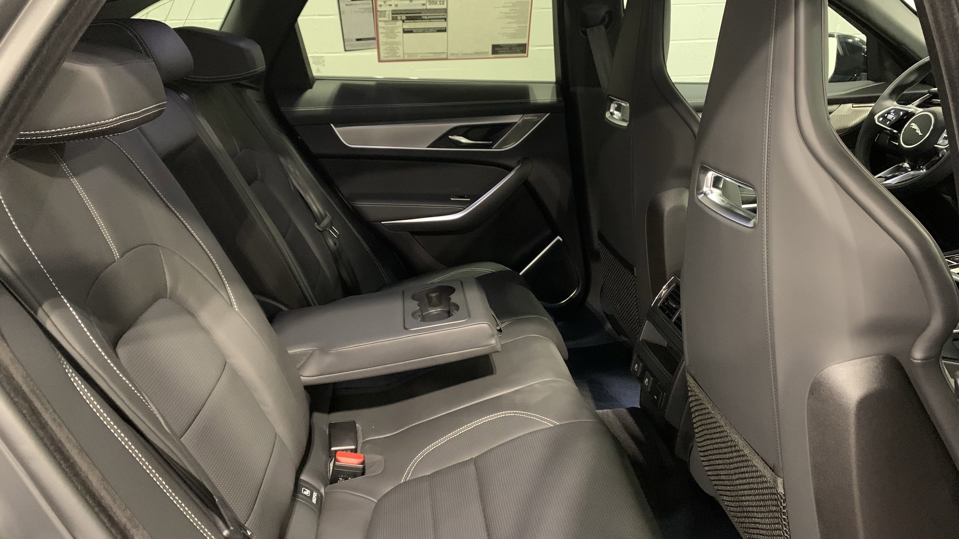 New 2026 Jaguar F-PACE R-Dynamic S image 16