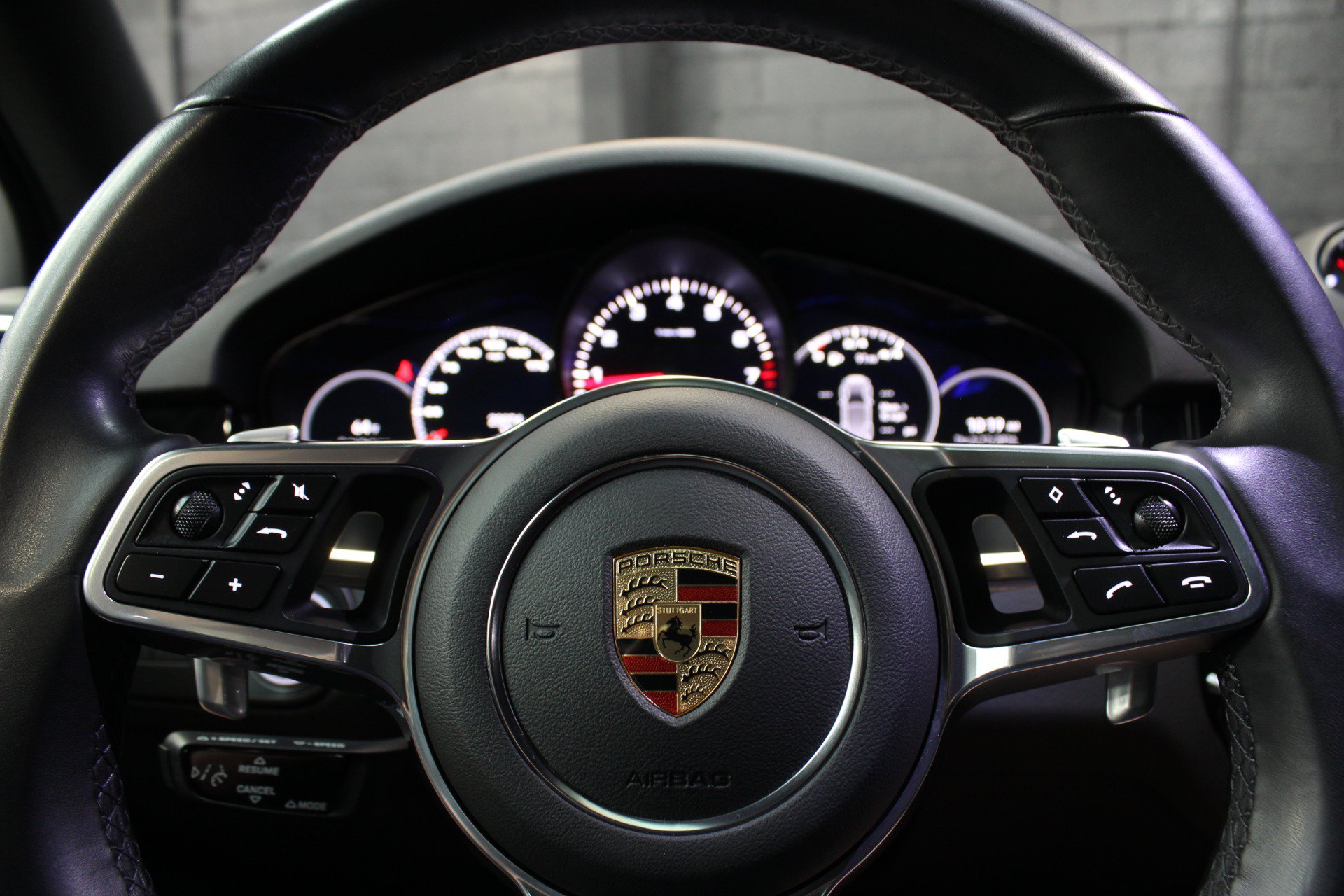 Used 2022 Porsche Cayenne Platinum Edition AWD/4WD image 30