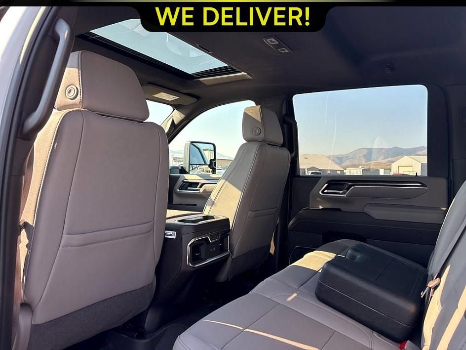 New 2025 Chevrolet Silverado 3500 LTZ w/ LTZ Premium Package AWD/4WD image 17