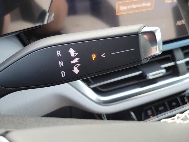 New 2026 Chevrolet Equinox EV LT image 16