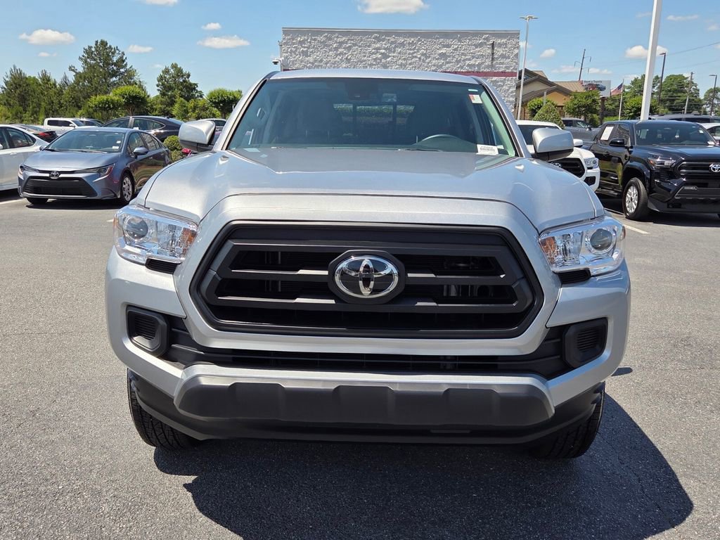 Used 2023 Toyota Tacoma SR AWD/4WD image 2