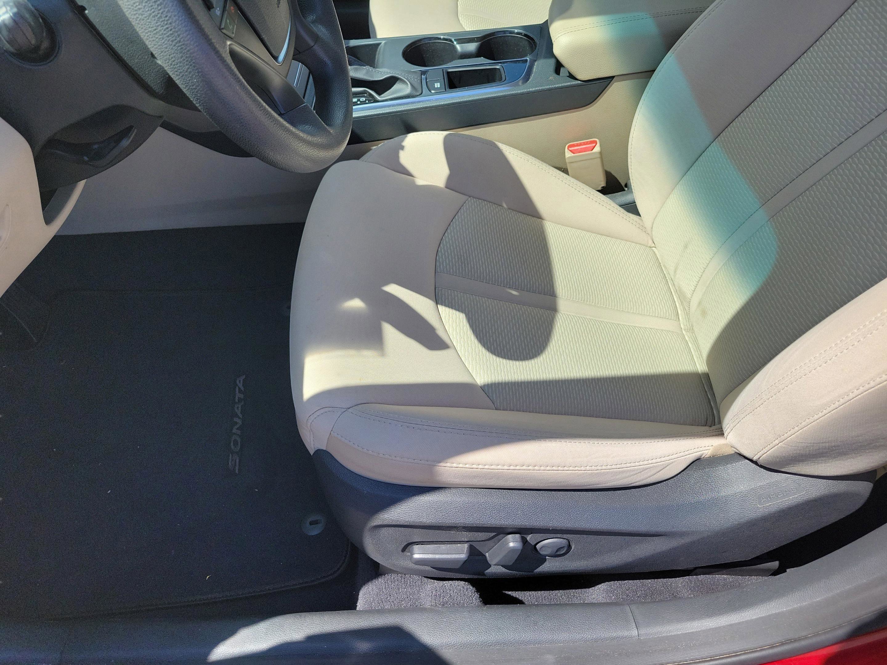 Used 2015 Hyundai Sonata SE w/ Option Group 09 image 8