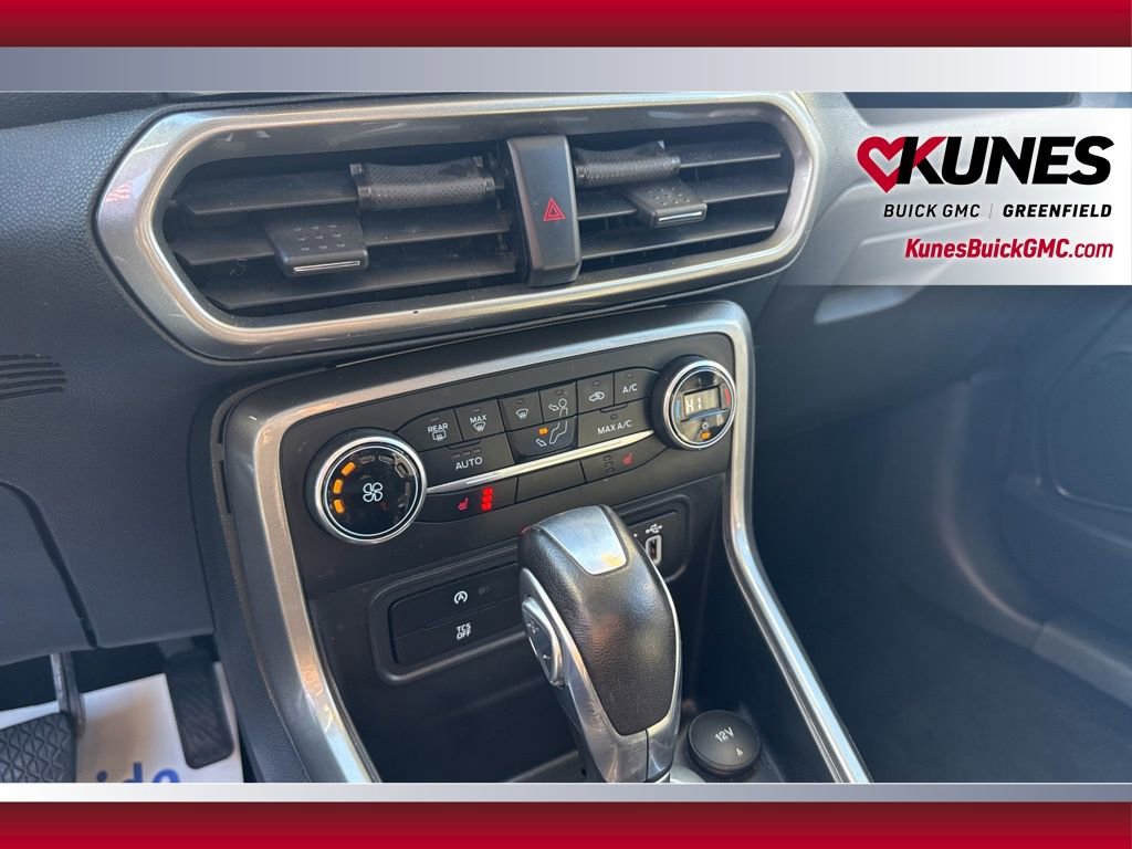 Used 2020 Ford EcoSport SE w/ SE Convenience Package image 29