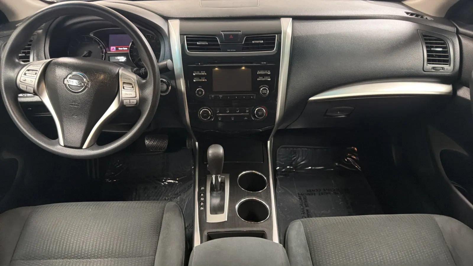 Used 2014 Nissan Altima 2.5 S w/ Display Audio Package FWD image 17