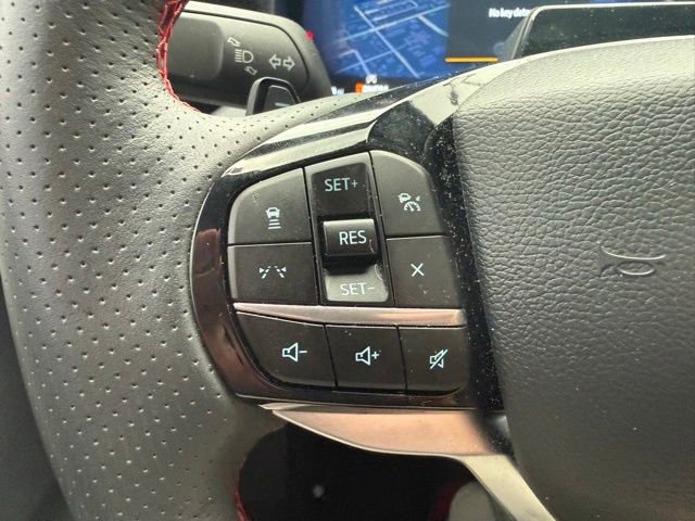 Used 2025 Ford Explorer ST RWD image 33