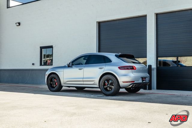 Used 2015 Porsche Macan Turbo image 44