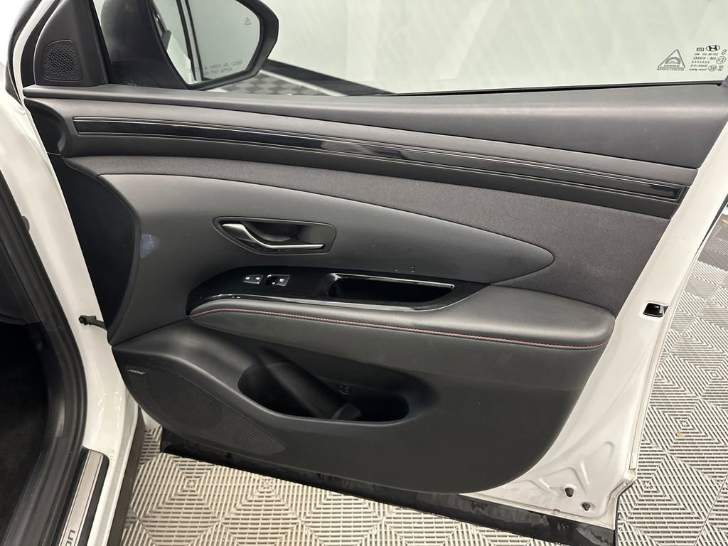 Used 2022 Hyundai Tucson N Line FWD image 15