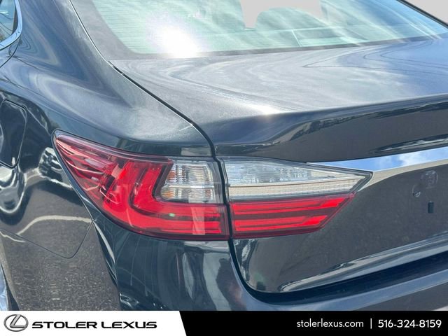 Used 2016 Lexus ES 350 w/ Luxury Package w/Wood Trim FWD image 11