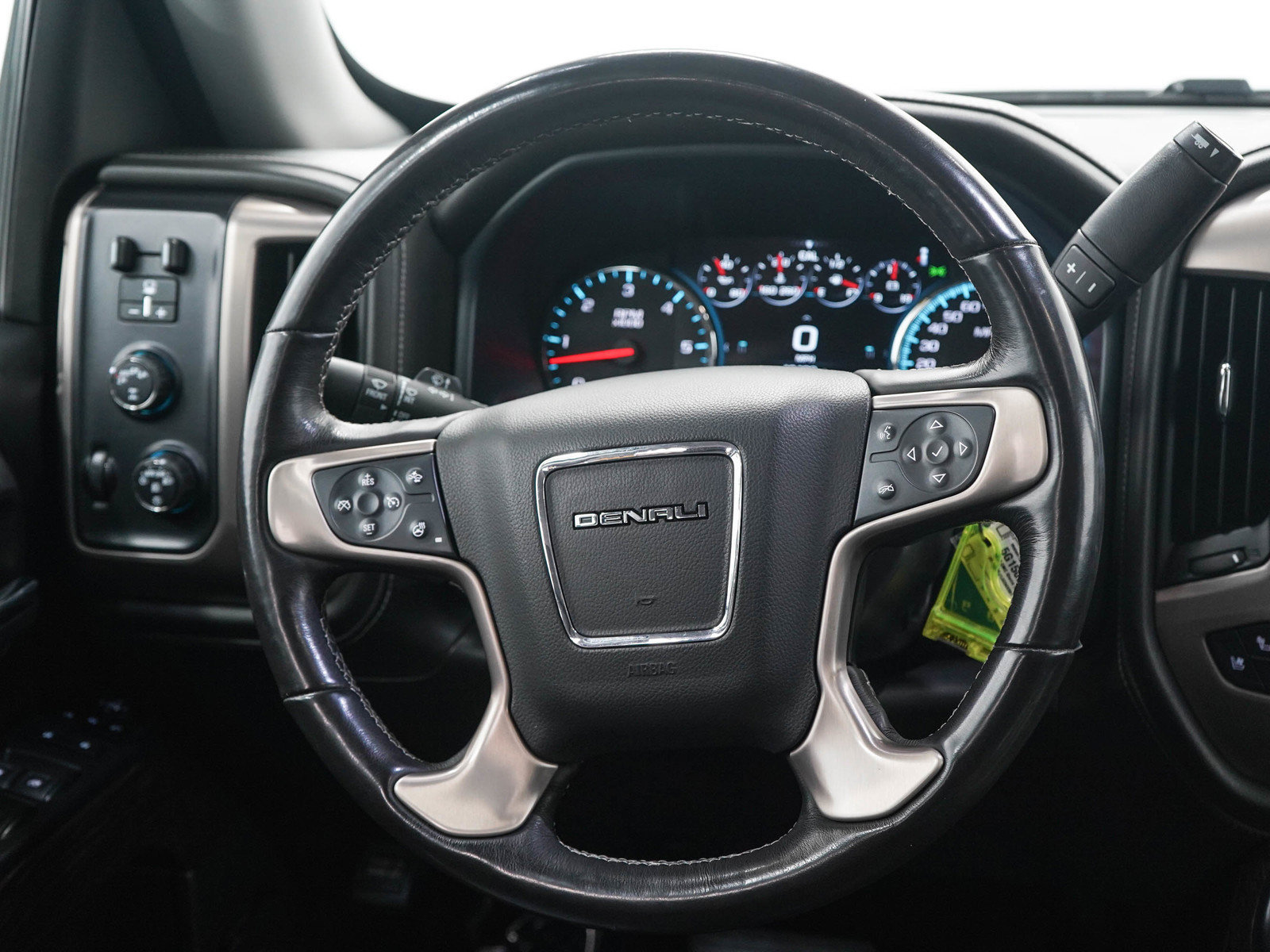 Used 2018 GMC Sierra 1500 Denali w/ Denali Ultimate Package AWD/4WD image 17