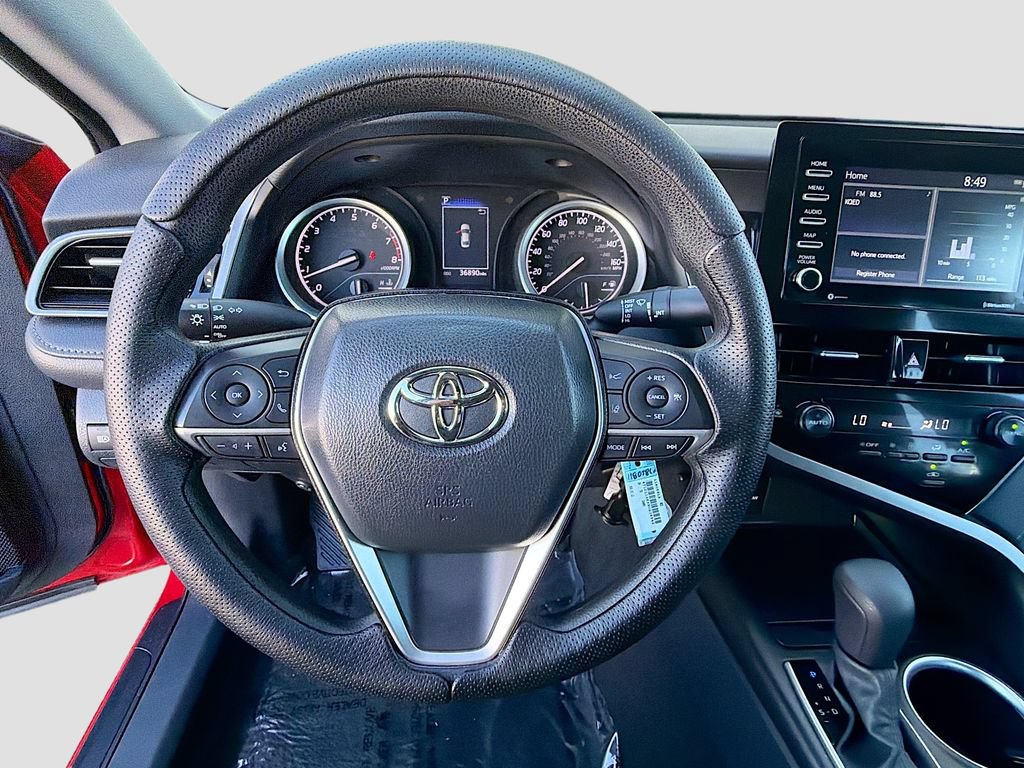 Used 2024 Toyota Camry LE FWD image 11