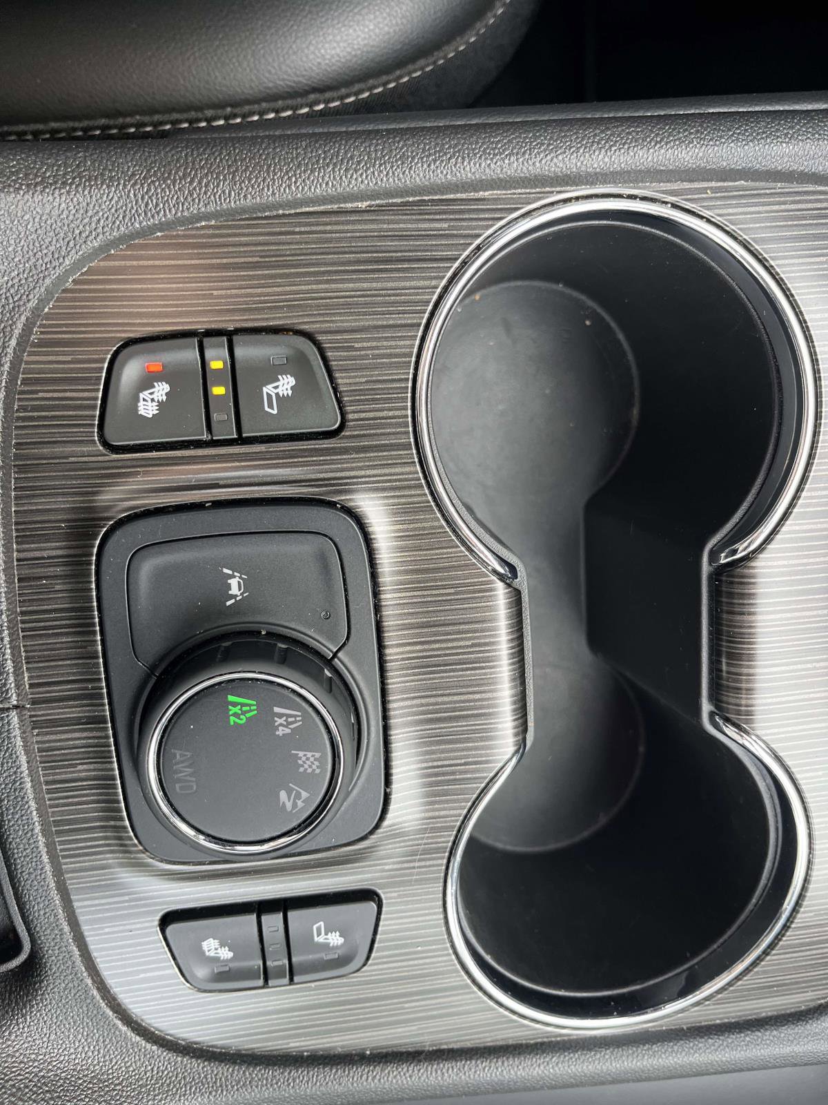 Used 2023 GMC Acadia SLT image 19