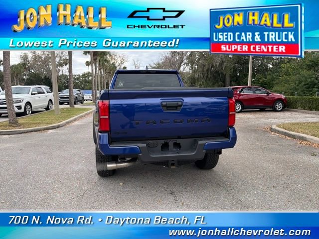 Used 2025 Toyota Tacoma TRD Off-Road image 11