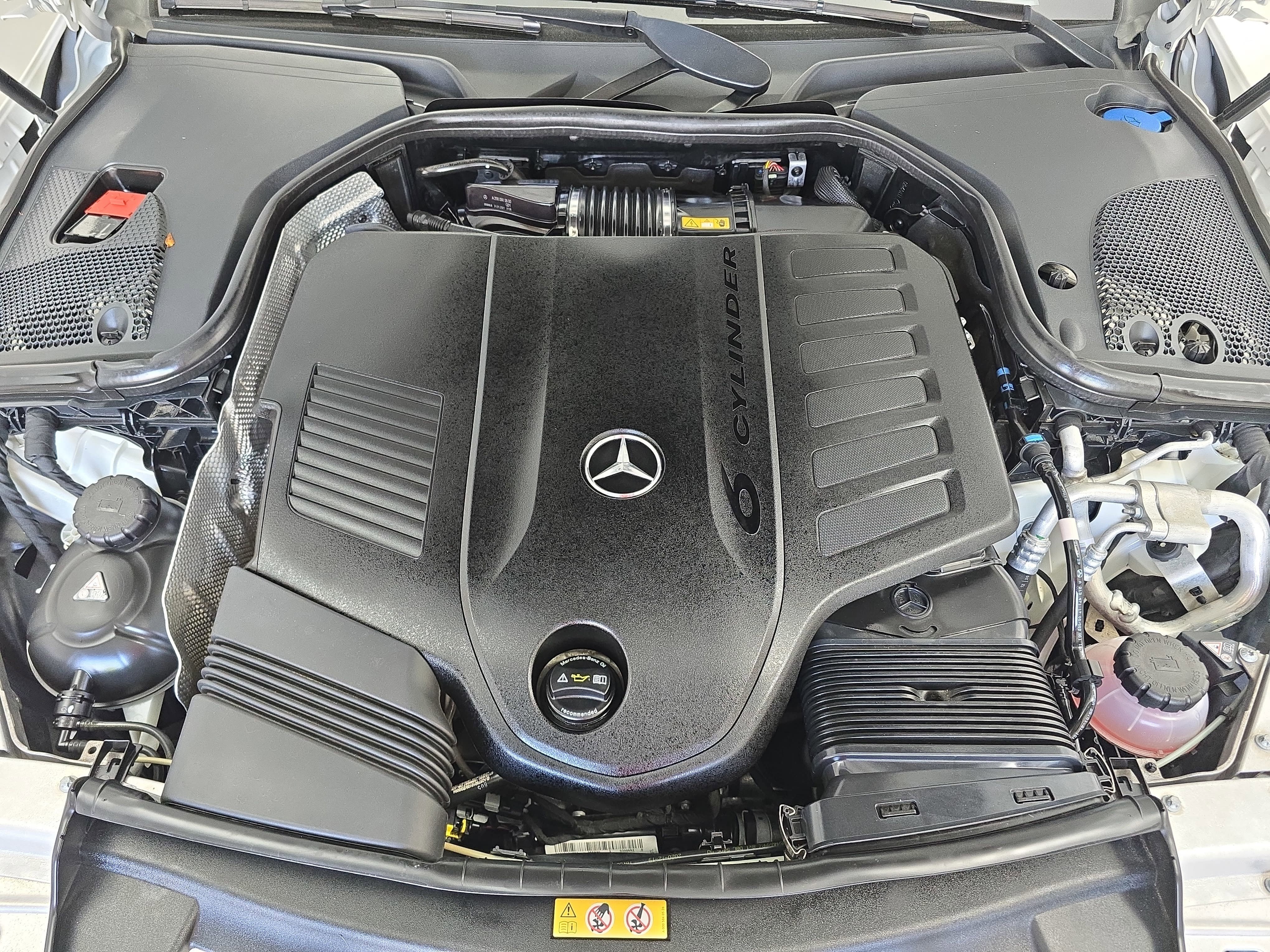 Used 2021 Mercedes-Benz CLS 450 4MATIC w/ Premium Package image 31
