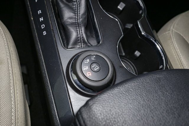 Used 2018 Ford Explorer XLT w/ Equipment Group 201A image 29