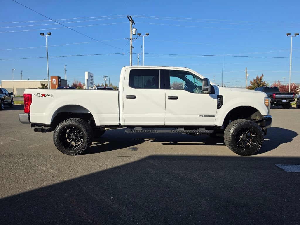 Used 2019 Ford F250 XLT AWD/4WD image 5