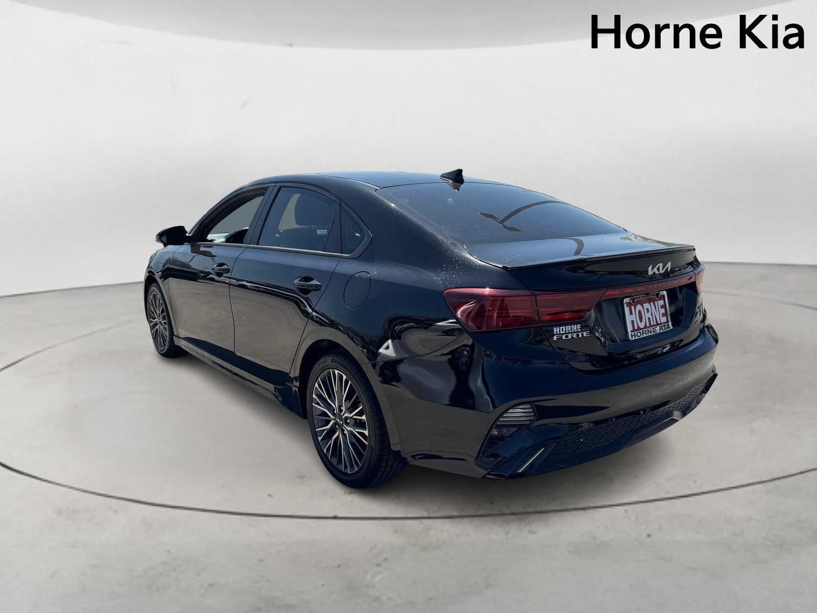 Certified 2024 Kia Forte GT-Line image 5