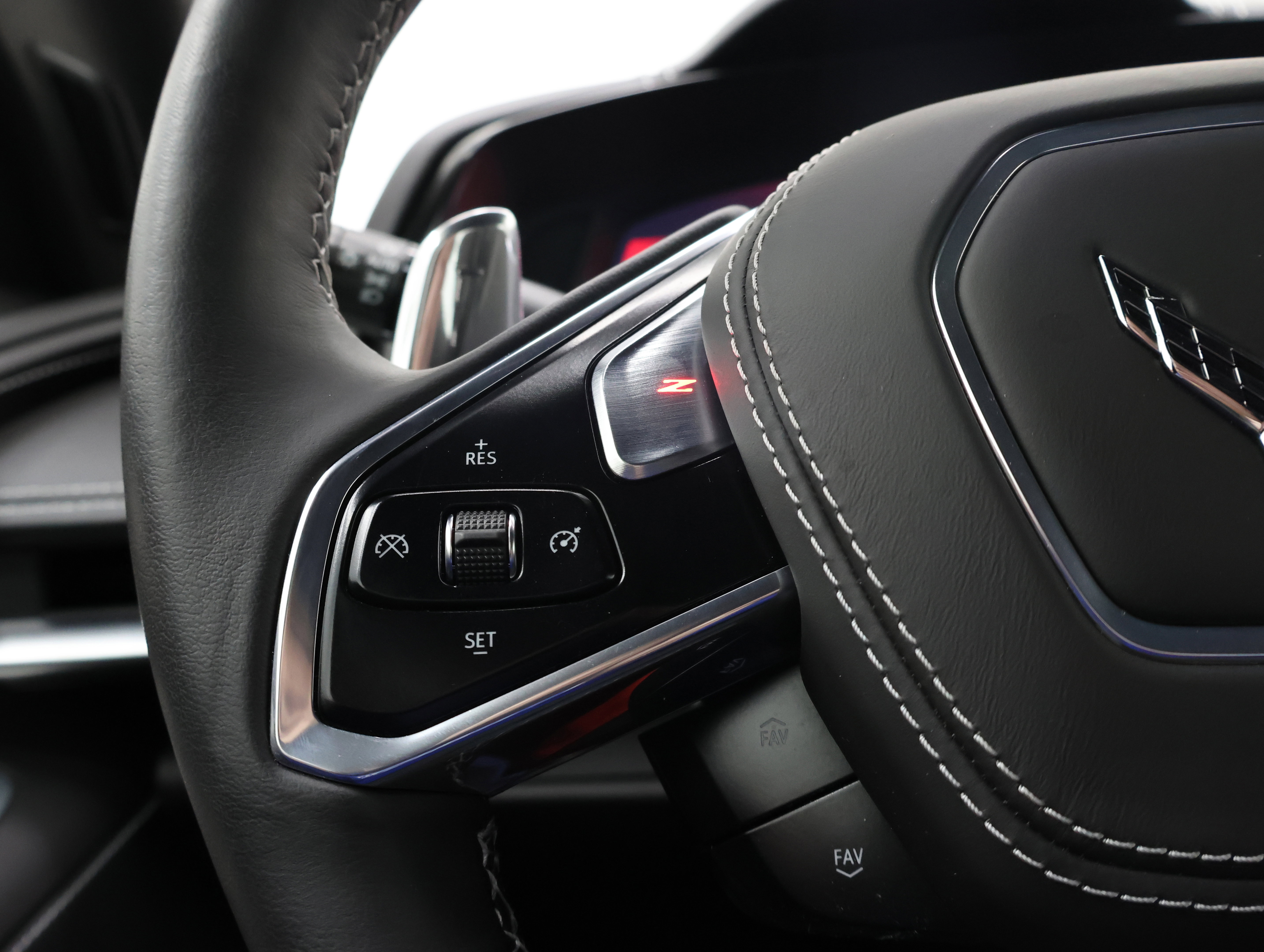 Used 2023 Chevrolet Corvette Stingray Premium Cpe w/ Z51 Performance Package image 14