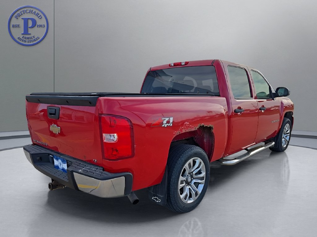Used 2007 Chevrolet Silverado 1500 LT w/ 1LT Convenience Package AWD/4WD image 8