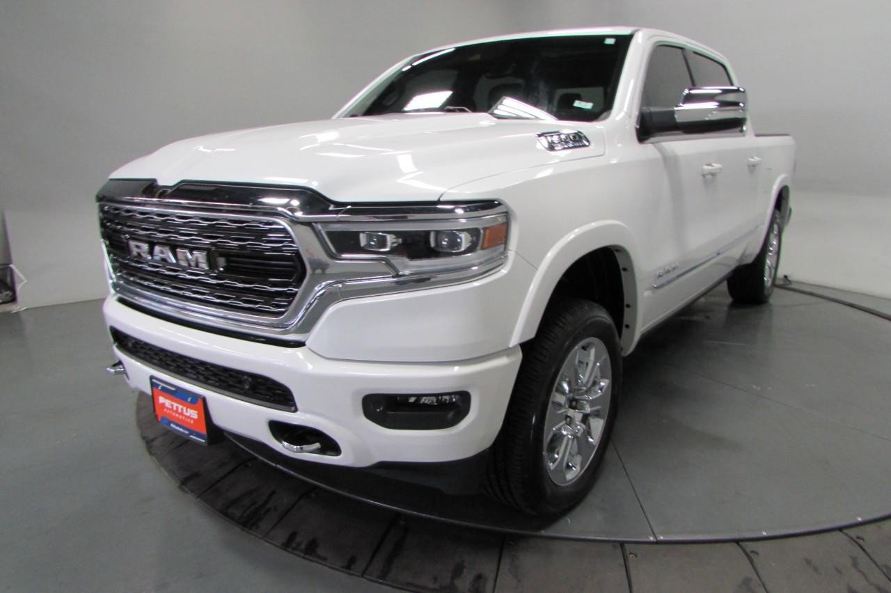 Used 2023 RAM 1500 Limited w/ Body Color Bumper Group AWD/4WD image 3