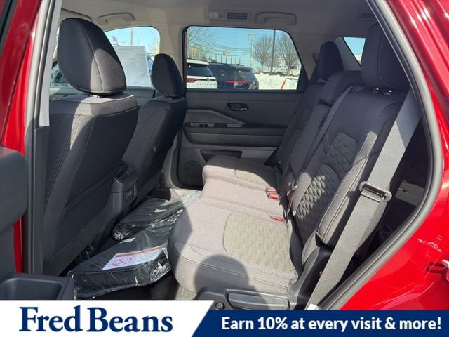 New 2026 Nissan Pathfinder SV image 18