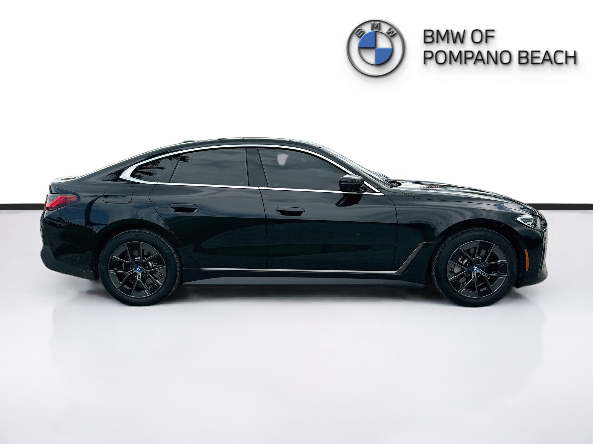 Certified 2024 BMW i4 eDrive35 w/ Premium Package RWD image 8