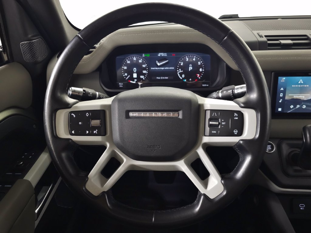 Used 2020 Land Rover Defender 110 First Edition AWD/4WD image 17