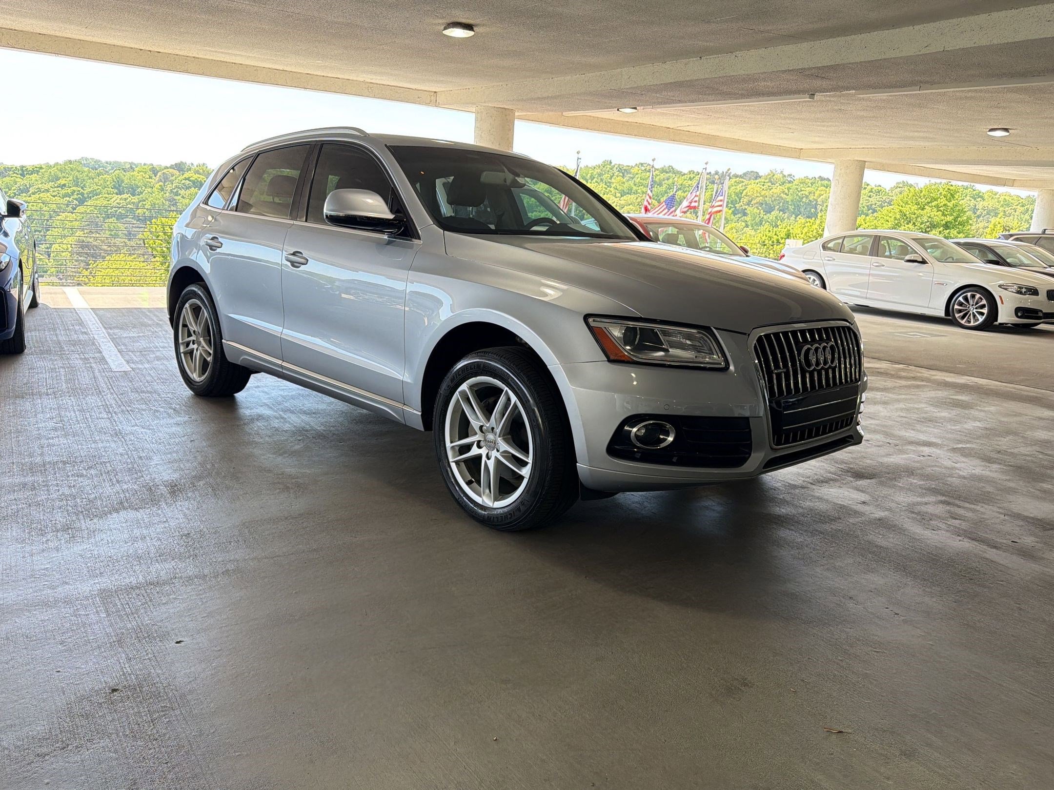 Used 2016 Audi Q5 2.0T Premium Plus w/ Technology Package image 5