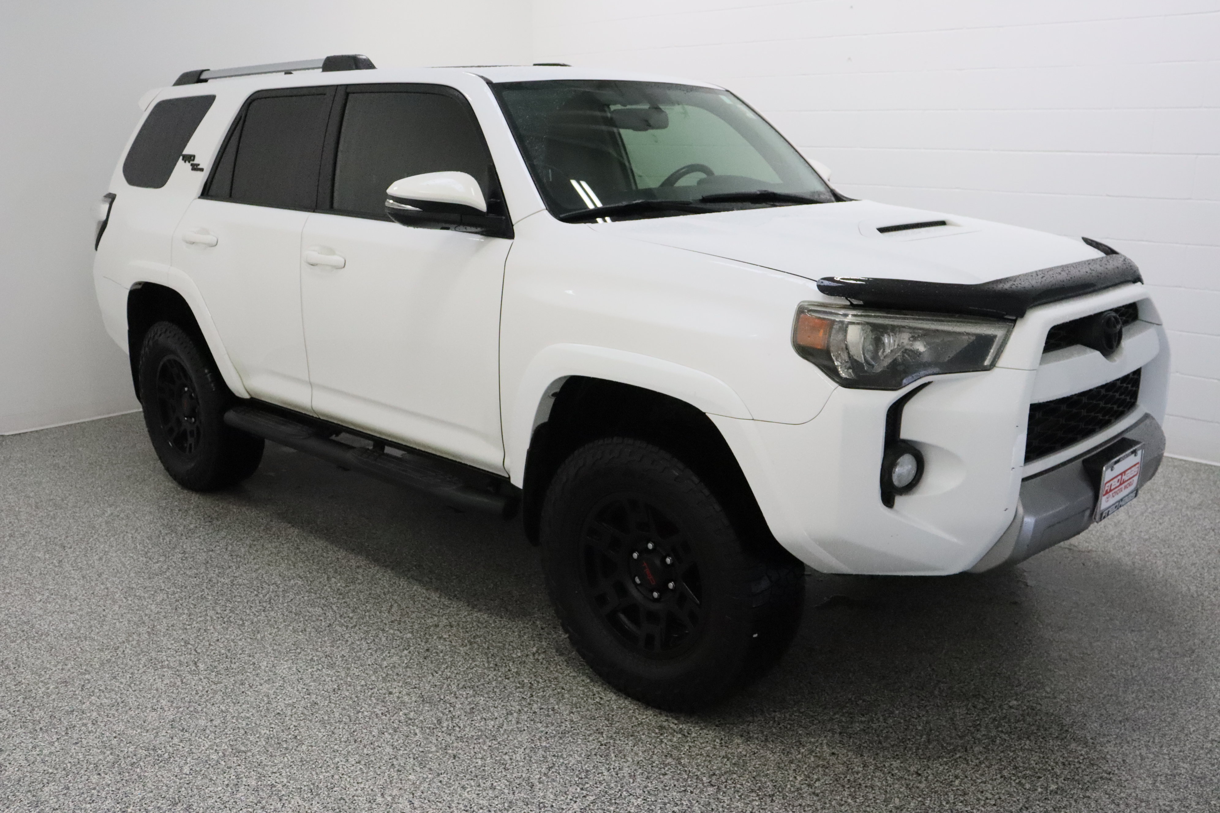 Used 2017 Toyota 4Runner TRD Off-Road Premium AWD/4WD image 4