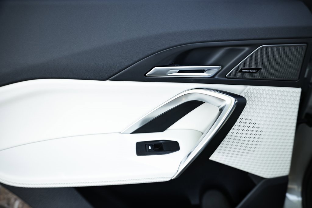 New 2026 BMW X1 xDrive28i w/ Convenience Package image 22