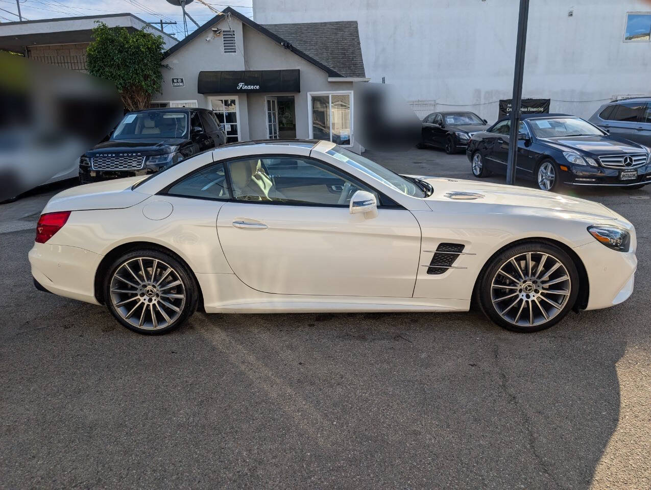 Used 2019 Mercedes-Benz SL 550 image 3