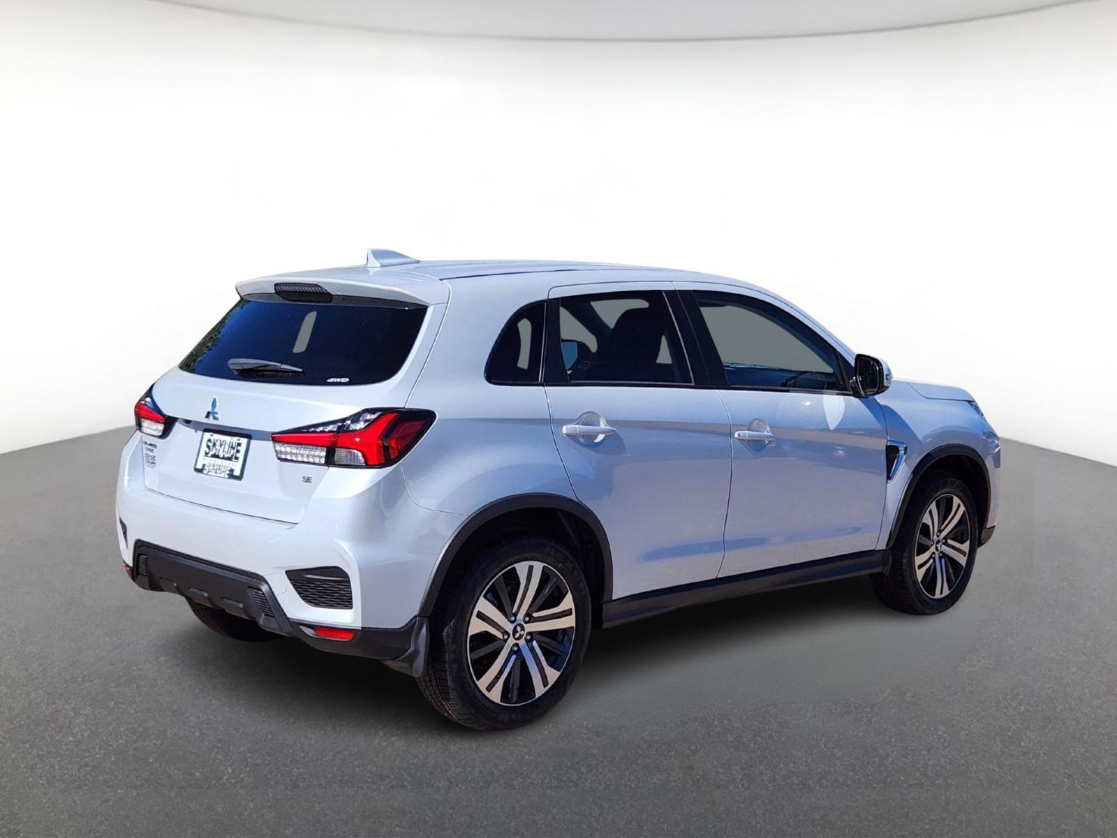 New 2025 Mitsubishi Outlander Sport SE image 3