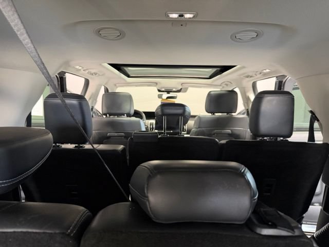 Used 2025 Ford Expedition Max Platinum AWD/4WD image 31