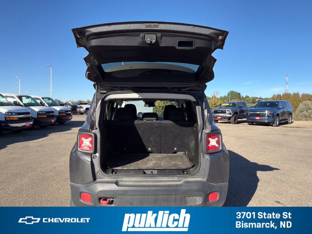 Used 2016 Jeep Renegade Trailhawk AWD/4WD image 25
