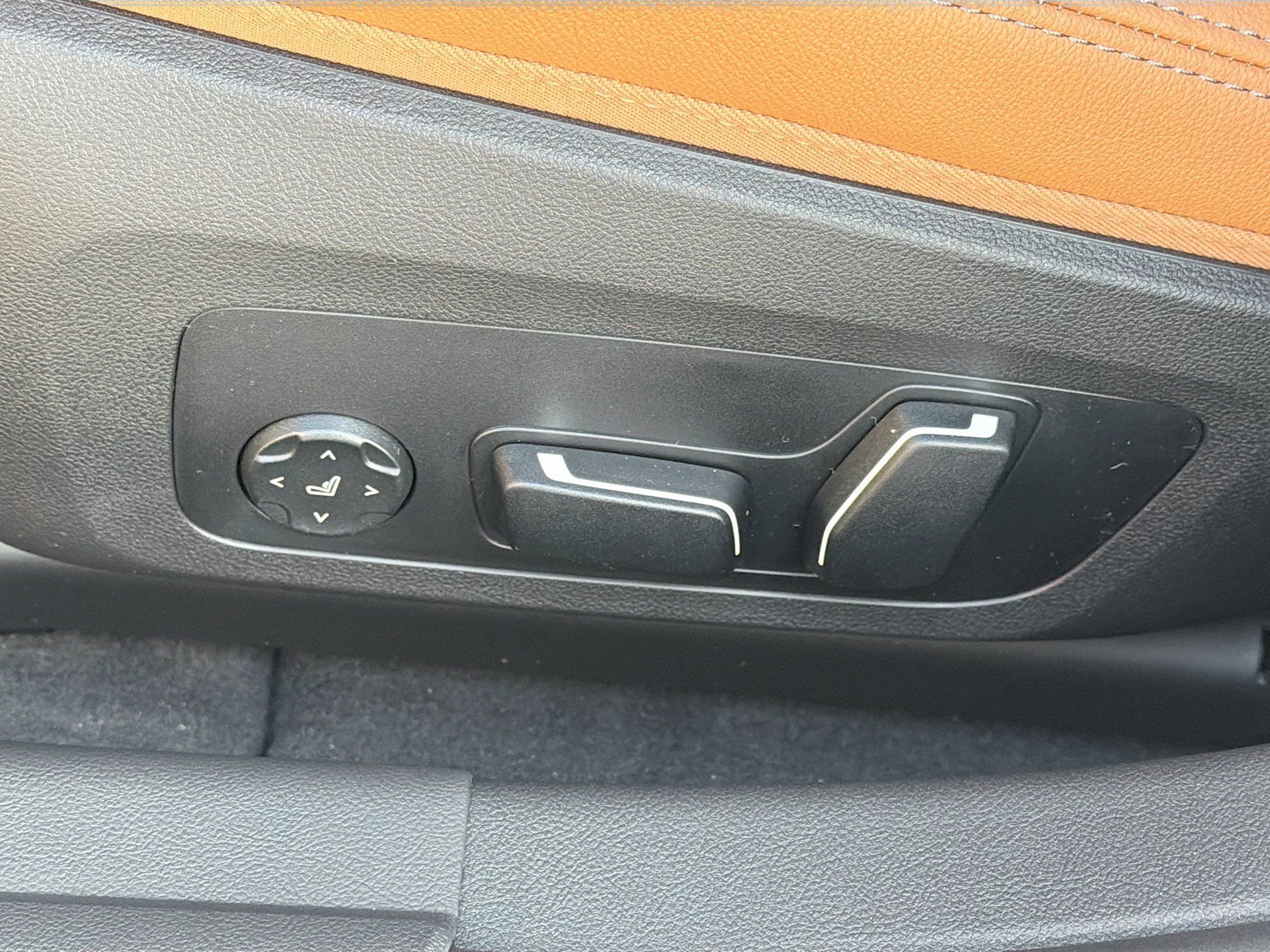 New 2026 BMW i4 eDrive40 w/ Parking Assistance Package image 25