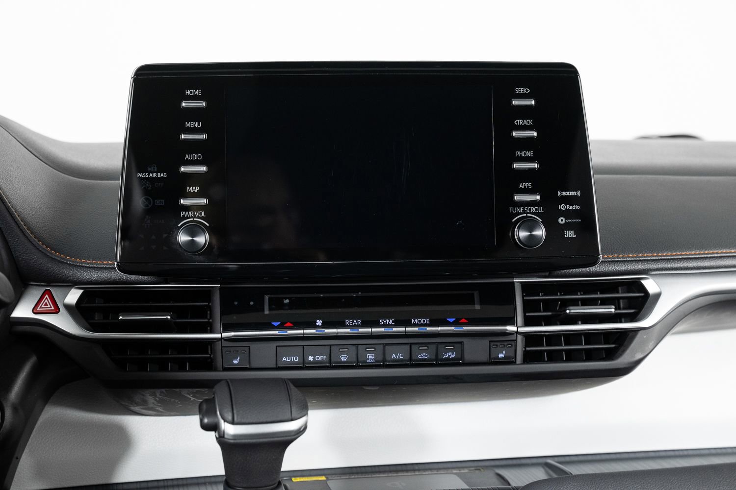 Used 2022 Toyota Sienna XSE w/ XSE Plus Package image 37