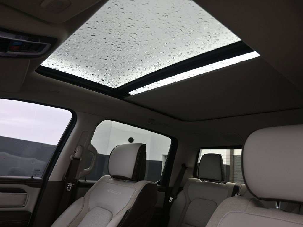 Used 2025 RAM 1500 Laramie w/ Laramie Southwest Edition image 12