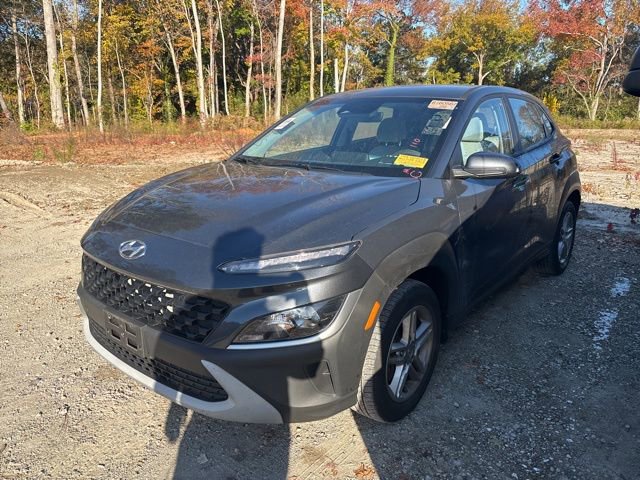 Used 2023 Hyundai Kona SE image 3