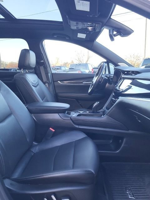 Used 2023 Cadillac XT6 Sport image 22