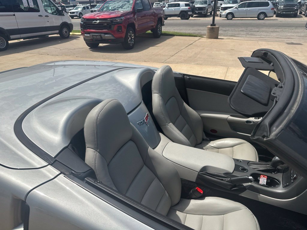 Used 2007 Chevrolet Corvette Convertible w/ Preferred Equipment Group RWD image 26