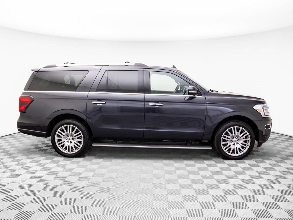 Used 2024 Ford Expedition Max Limited image 6