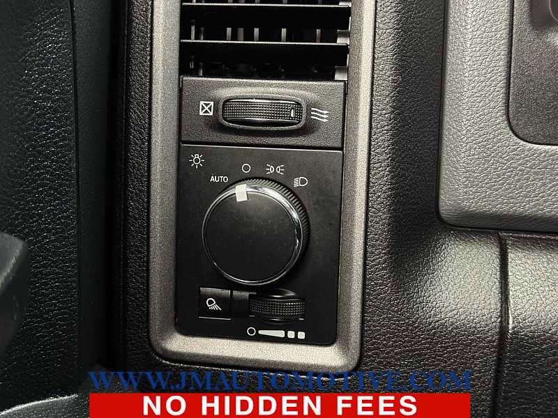 Used 2017 RAM 1500 Tradesman w/ Popular Equipment Group image 26