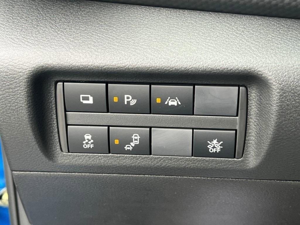 Used 2025 Nissan Kicks Play S image 22