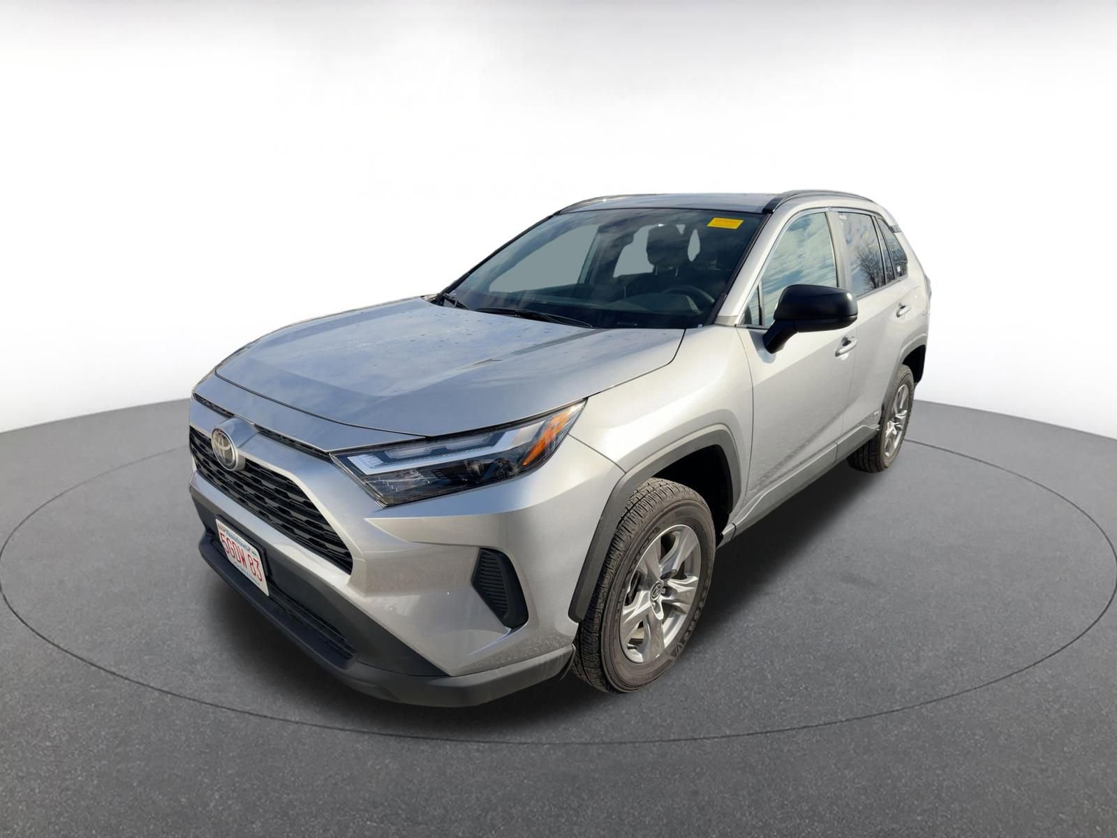 Used 2025 Toyota RAV4 LE image 3
