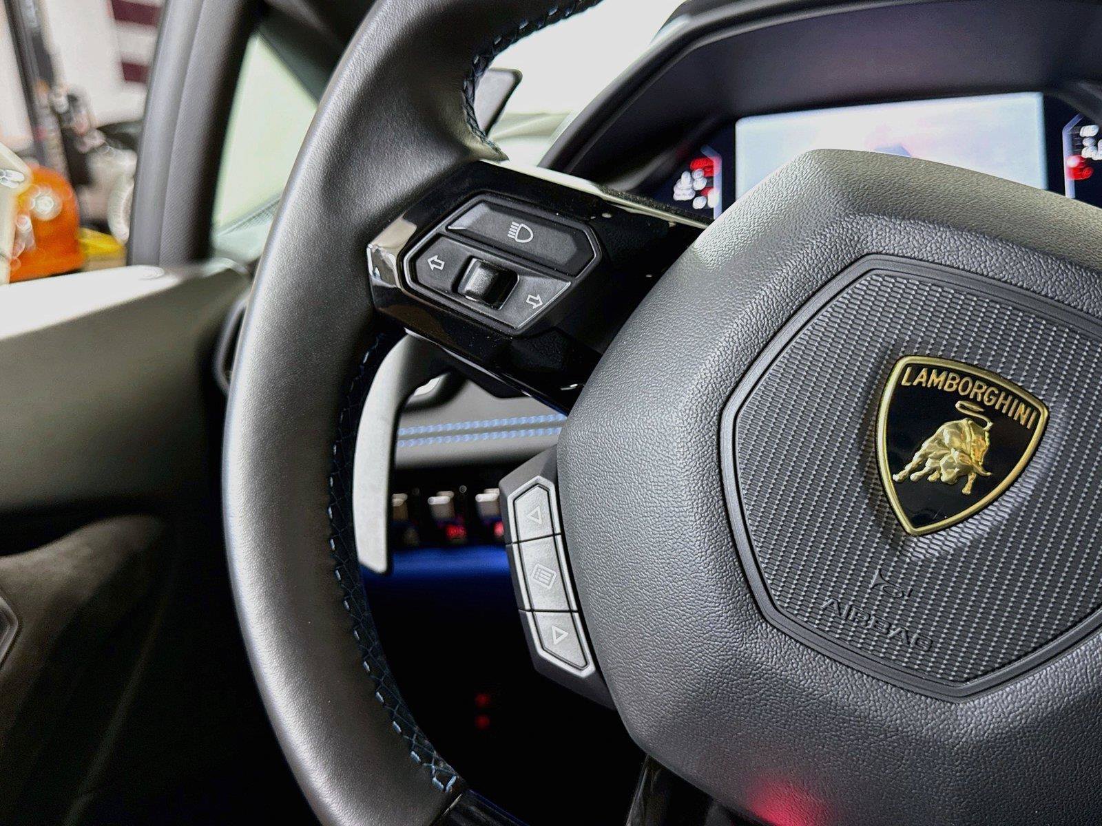 Used 2023 Lamborghini Huracan Tecnica RWD image 25