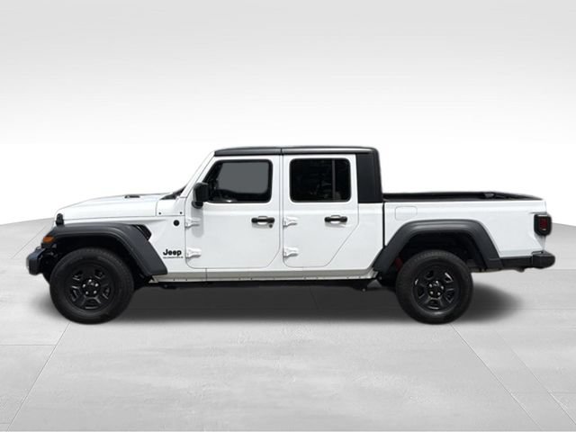 Used 2024 Jeep Gladiator Sport AWD/4WD image 2
