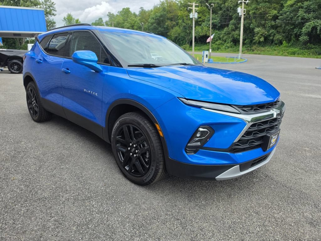 New 2026 Chevrolet Blazer LT w/ Convenience Package AWD/4WD image 6