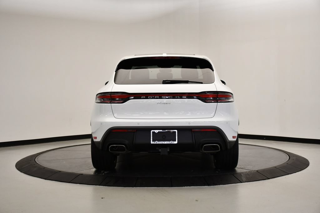 Certified 2026 Porsche Macan AWD/4WD image 6