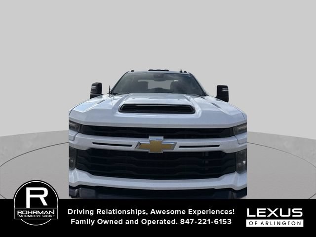 Used 2025 Chevrolet Silverado 2500 Custom w/ Custom Convenience Package AWD/4WD image 2