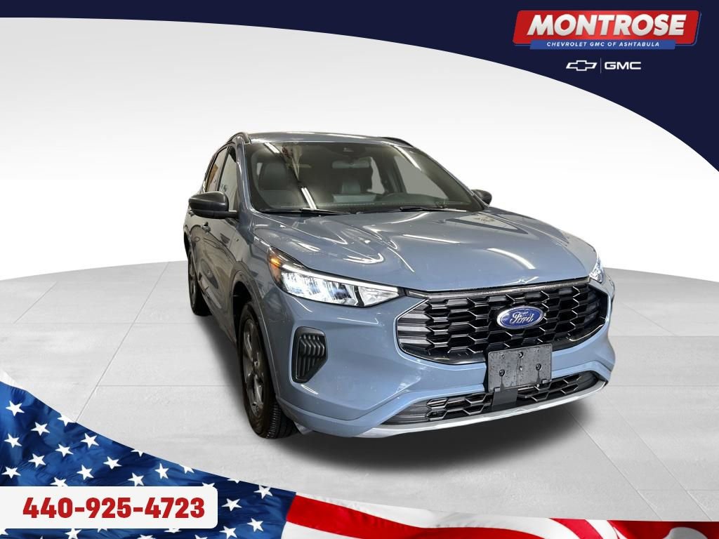 Used 2023 Ford Escape ST-Line w/ Tech Pack #1 AWD/4WD image 7